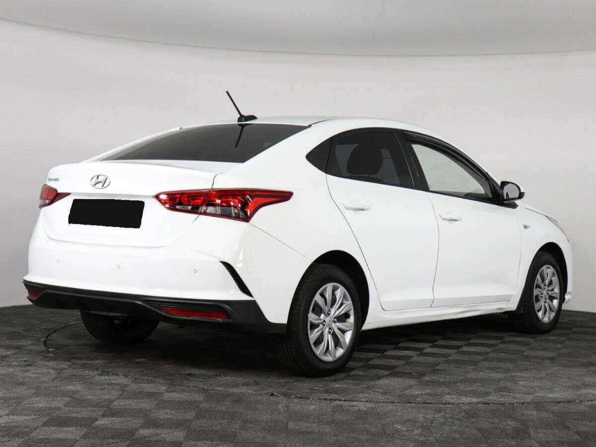 Купить Hyundai Solaris с пробегом. Фото: #4