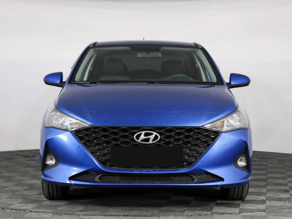 Купить Hyundai Solaris с пробегом. Фото: #1