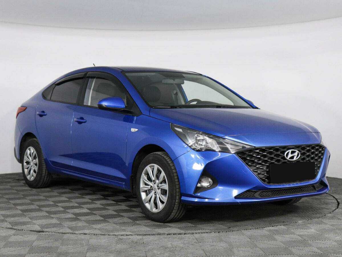 Купить Hyundai Solaris с пробегом. Фото: #2