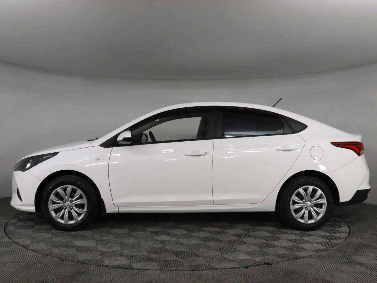 Купить Hyundai Solaris с пробегом. Фото: #7