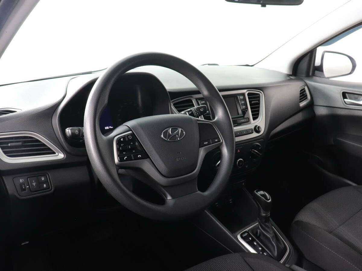 Купить Hyundai Solaris с пробегом. Фото: #8