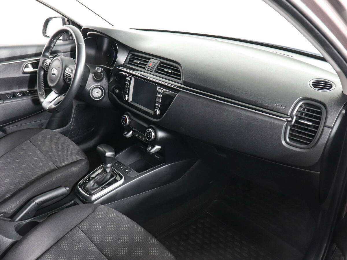 Купить Kia Rio с пробегом. Фото: #9