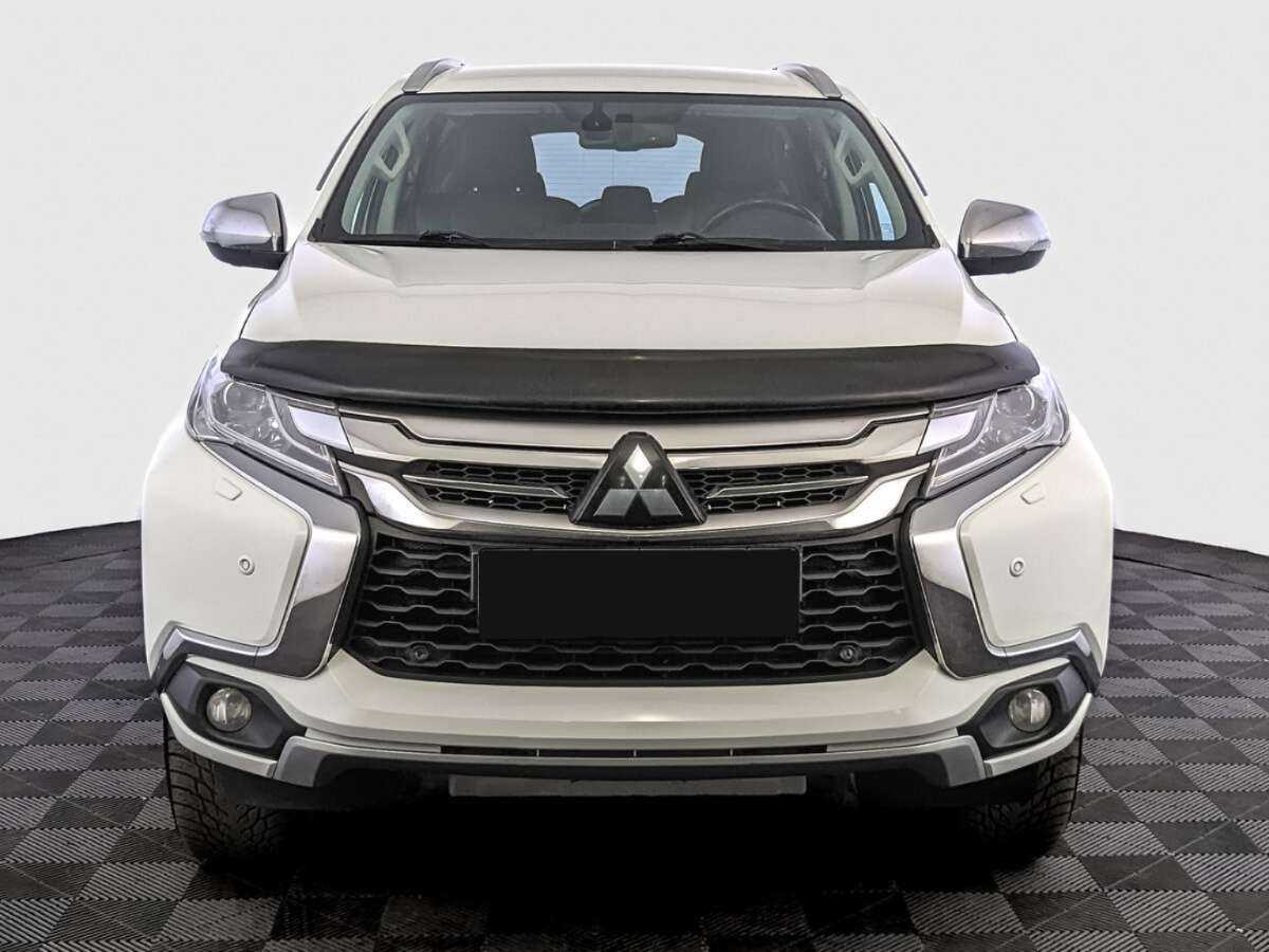Купить Mitsubishi Pajero Sport с пробегом. Фото: #1