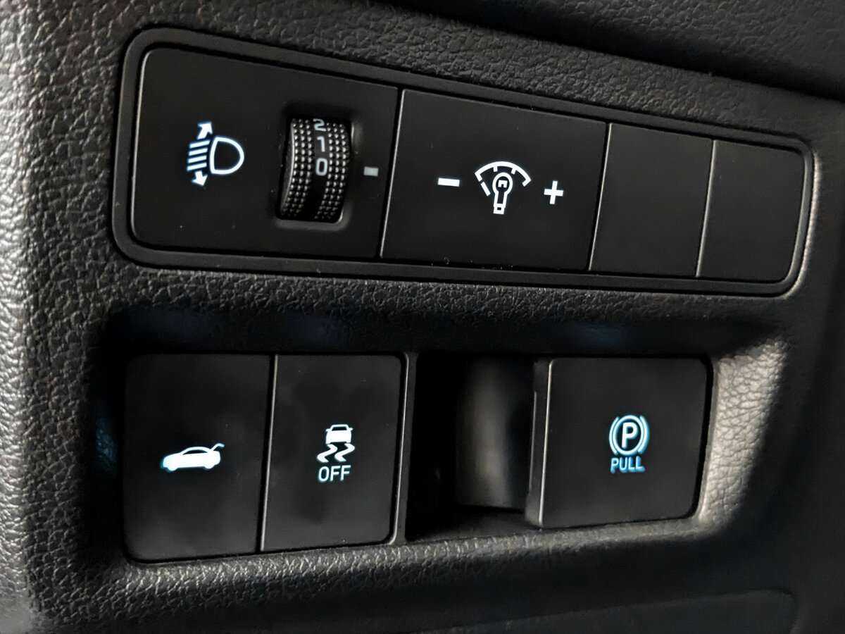 Купить Hyundai Sonata с пробегом. Фото: #24