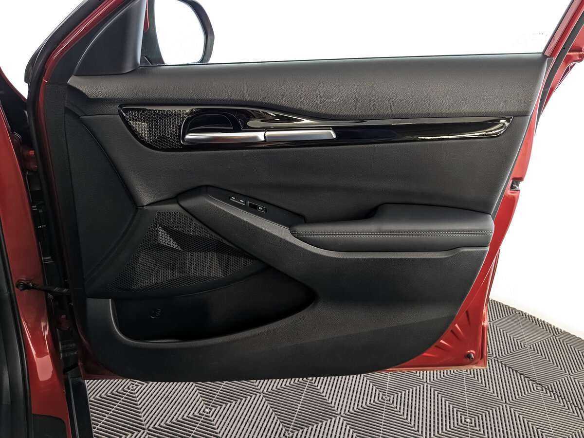 Купить Kia Seltos с пробегом. Фото: #20