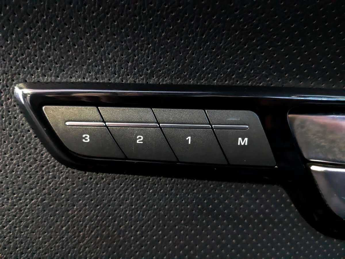 Купить Land Rover Range Rover Evoque с пробегом. Фото: #14