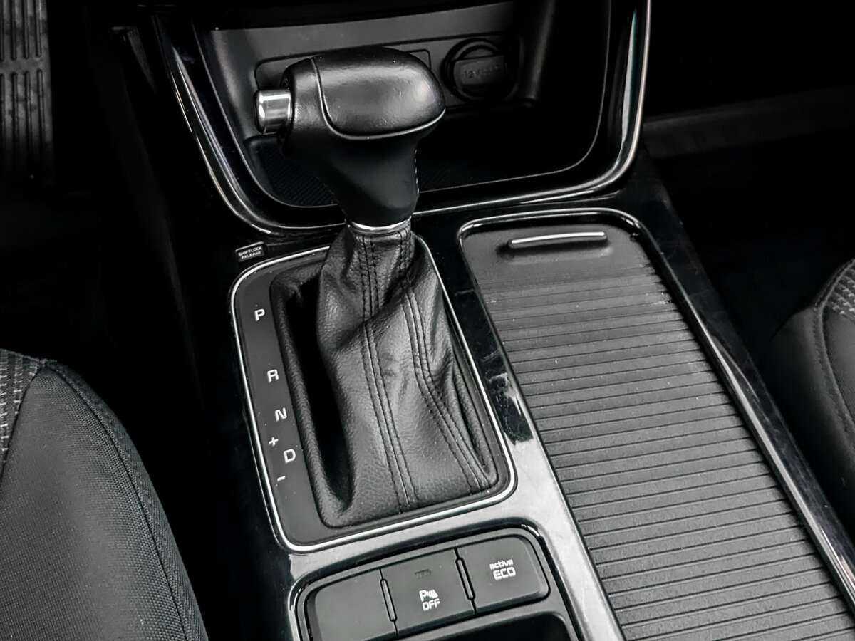 Купить Kia Sorento с пробегом. Фото: #18