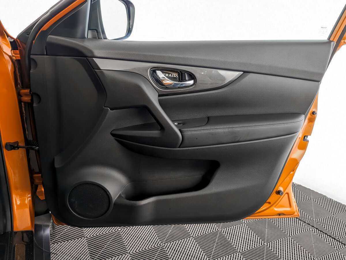 Купить Nissan X-Trail с пробегом. Фото: #18