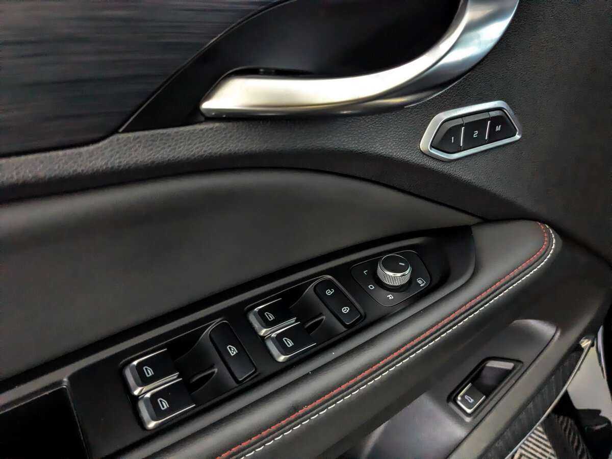 Купить Geely Tugella с пробегом. Фото: #17