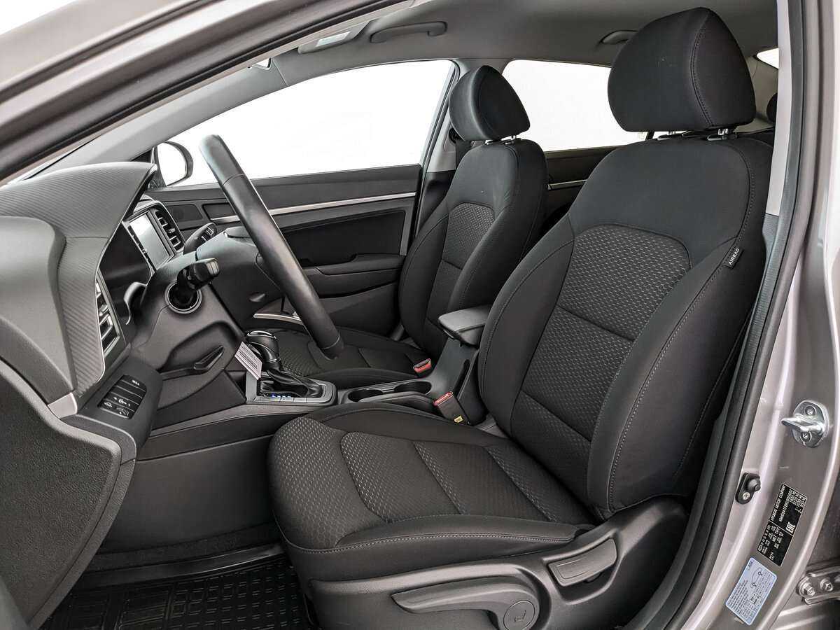 Купить Hyundai Elantra с пробегом. Фото: #15