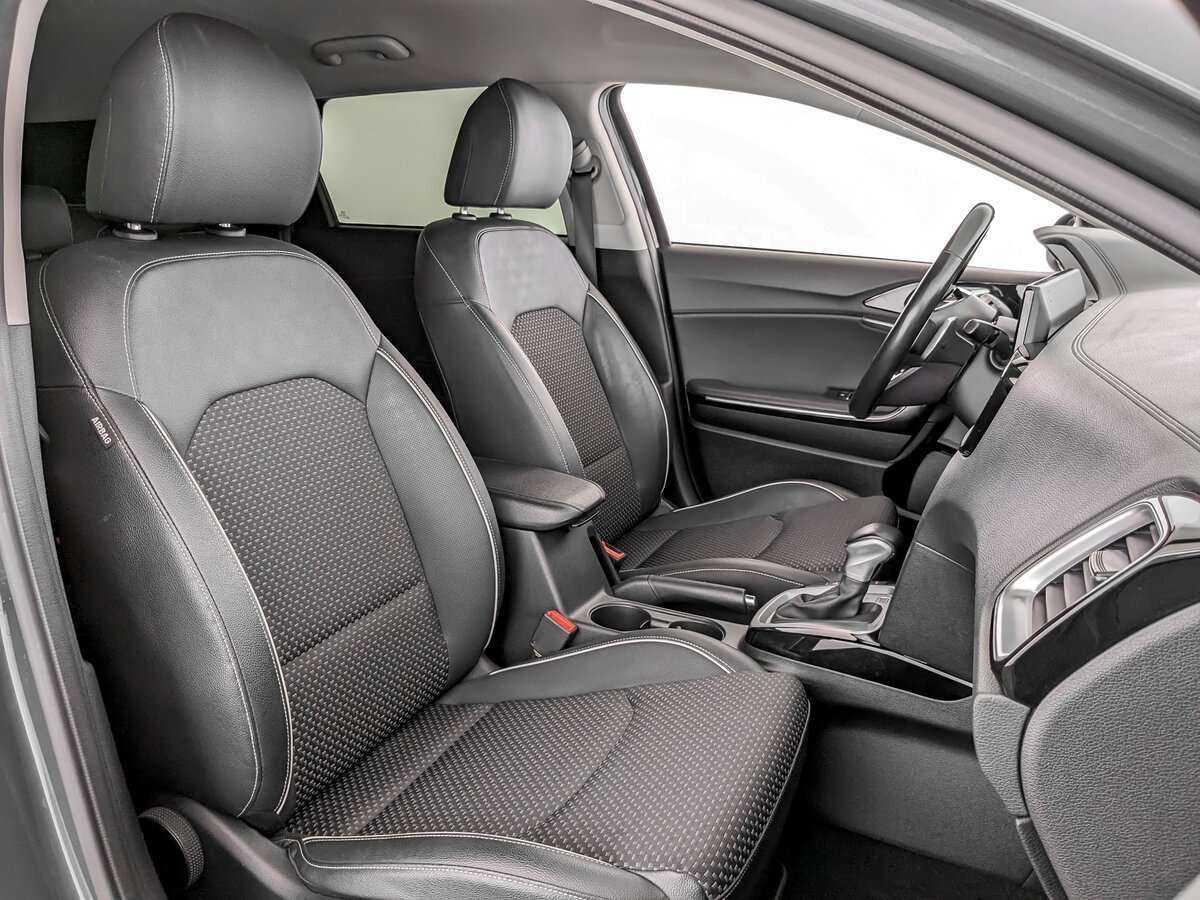 Купить Kia Ceed с пробегом. Фото: #17