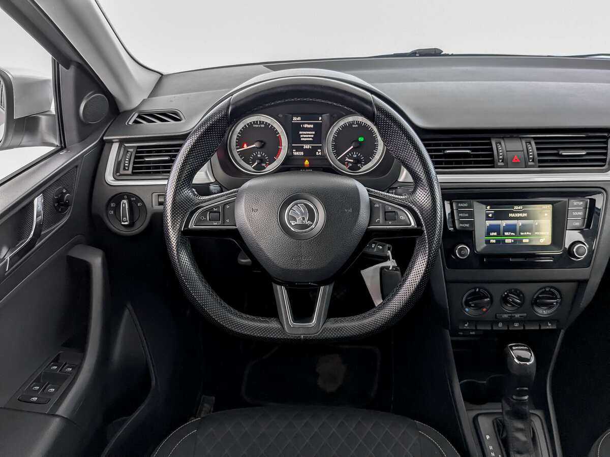 Купить Skoda Rapid с пробегом. Фото: #15