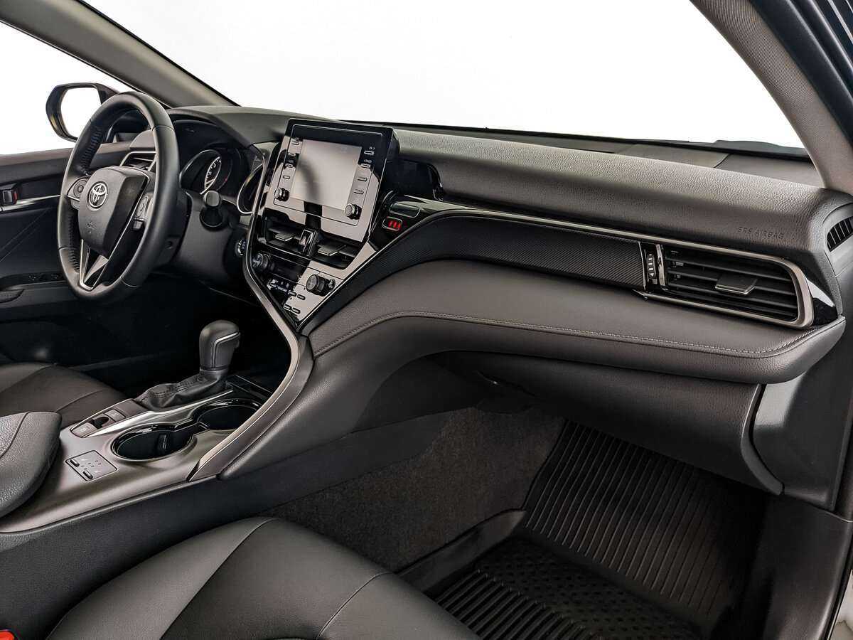 Купить Toyota Camry с пробегом. Фото: #8