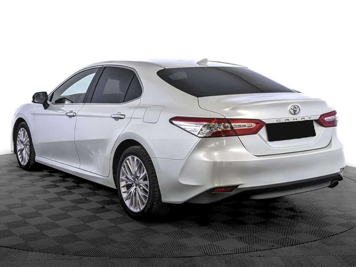 Купить Toyota Camry с пробегом. Фото: #6