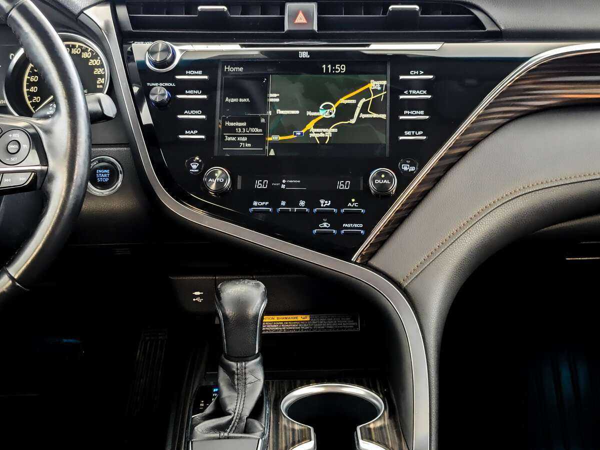 Купить Toyota Camry с пробегом. Фото: #14
