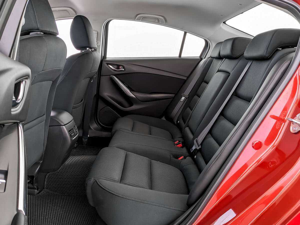 Купить Mazda 6 с пробегом. Фото: #11