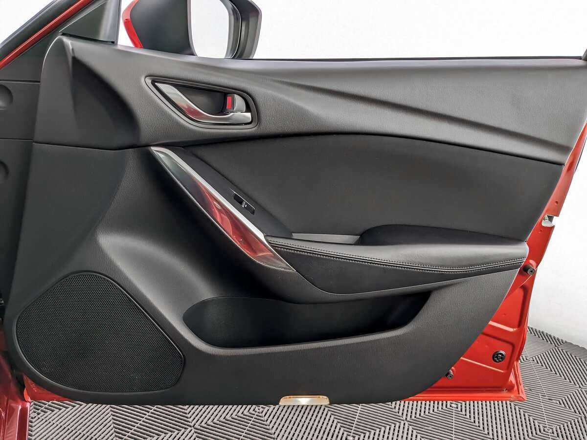 Купить Mazda 6 с пробегом. Фото: #23