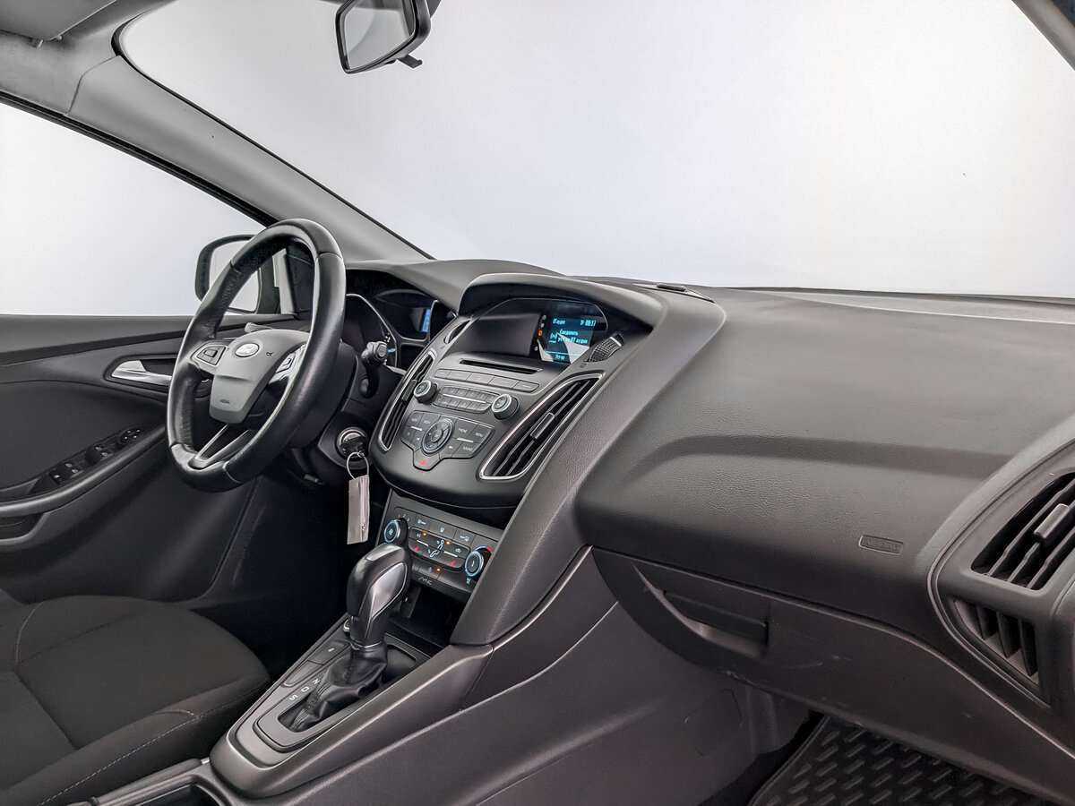 Купить Ford Focus с пробегом. Фото: #8
