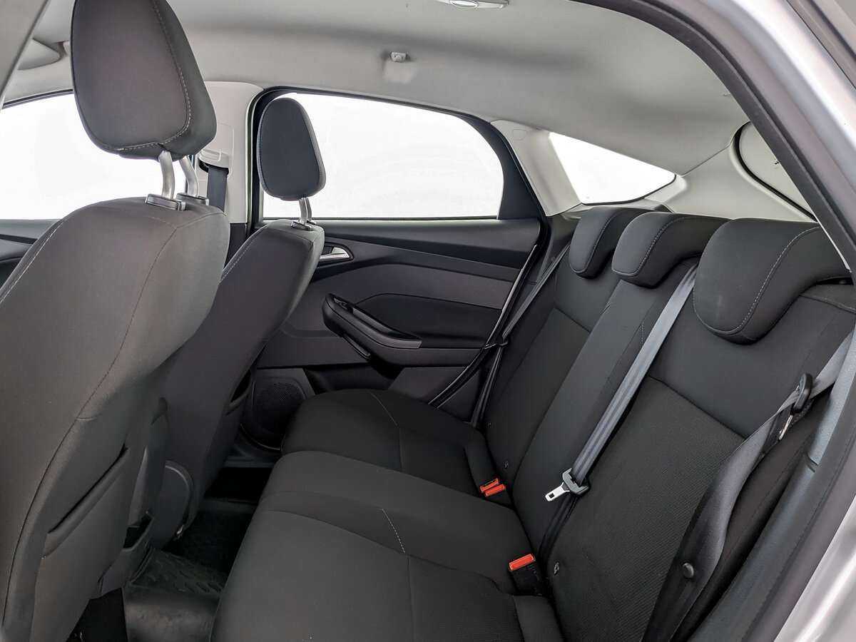 Купить Ford Focus с пробегом. Фото: #9