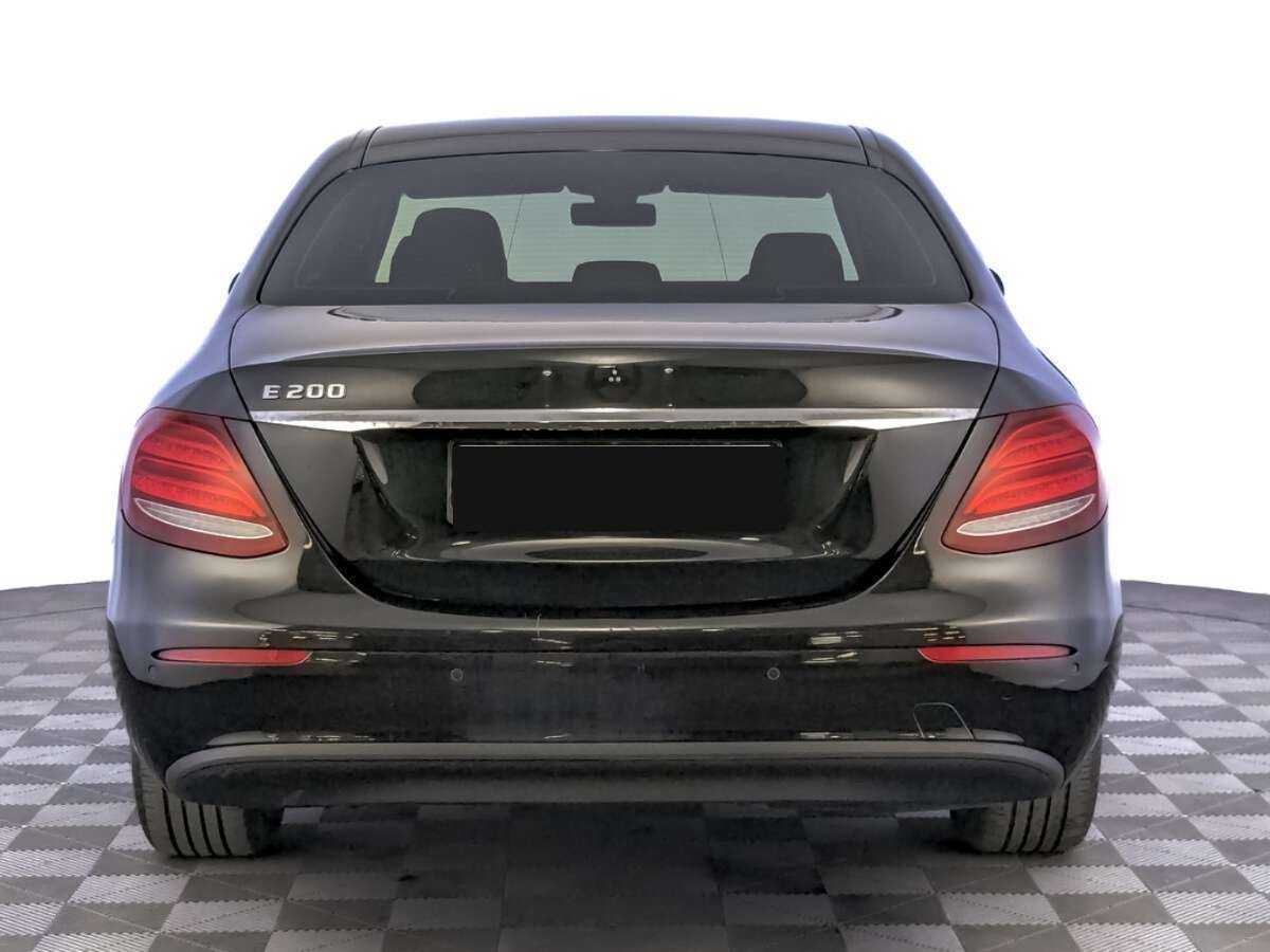 Купить Mercedes-Benz E-Класс с пробегом. Фото: #5