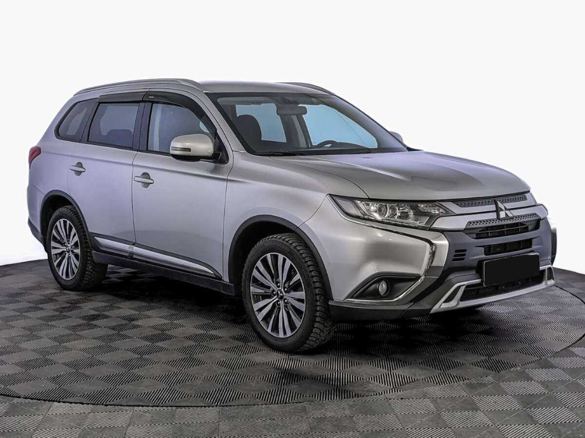 Купить Mitsubishi Outlander с пробегом. Фото: #2