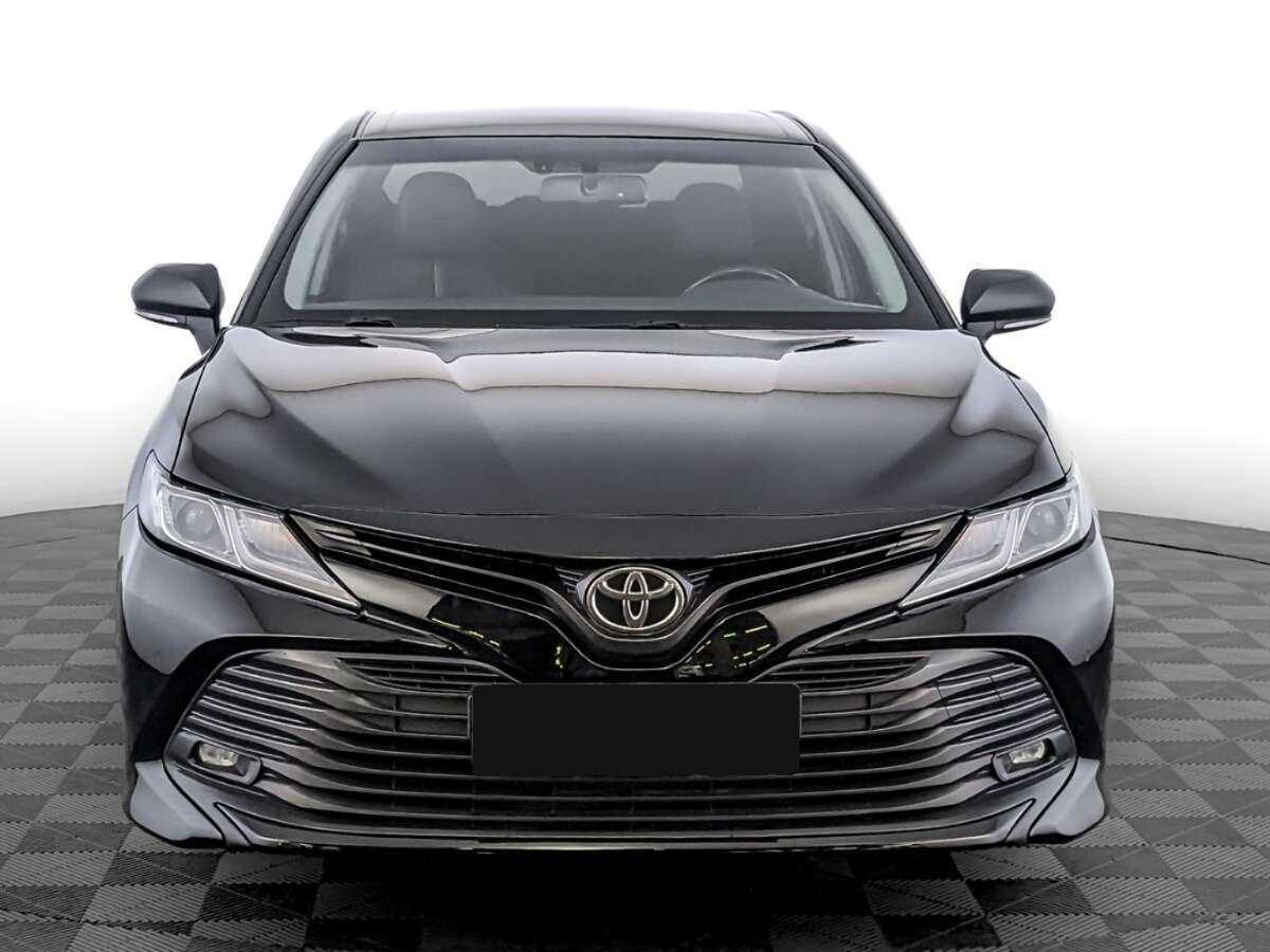 Купить Toyota Camry с пробегом. Фото: #1