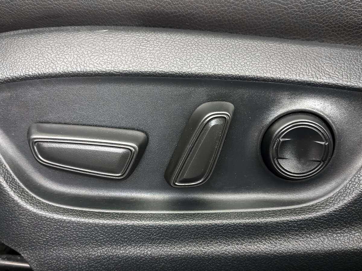 Купить Toyota Camry с пробегом. Фото: #15