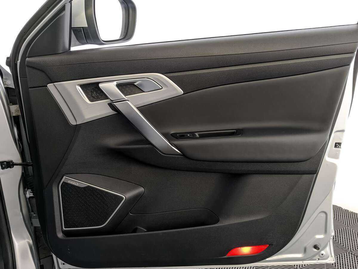 Купить Geely Atlas с пробегом. Фото: #20