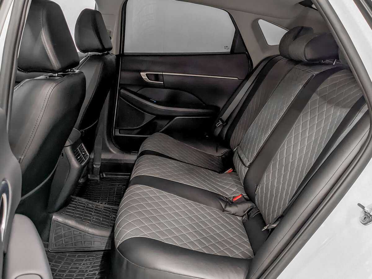 Купить Hyundai Sonata с пробегом. Фото: #9