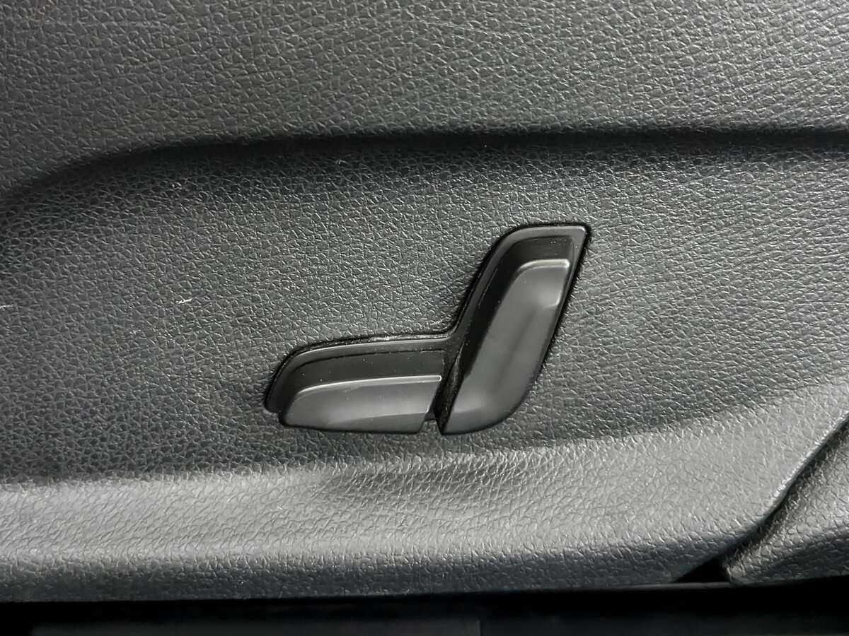 Купить Mercedes-Benz E-Класс с пробегом. Фото: #16