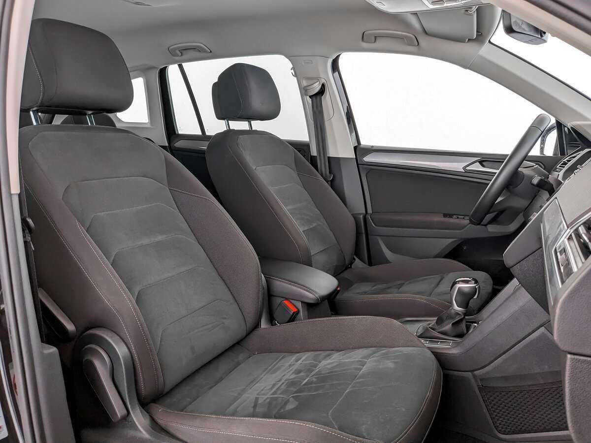 Купить Volkswagen Tiguan с пробегом. Фото: #18