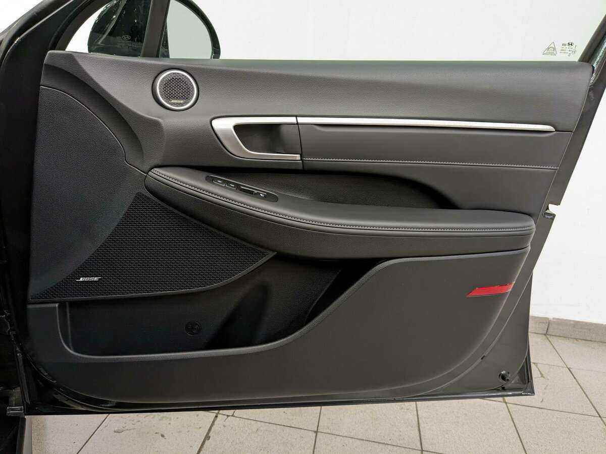 Купить Hyundai Sonata с пробегом. Фото: #19