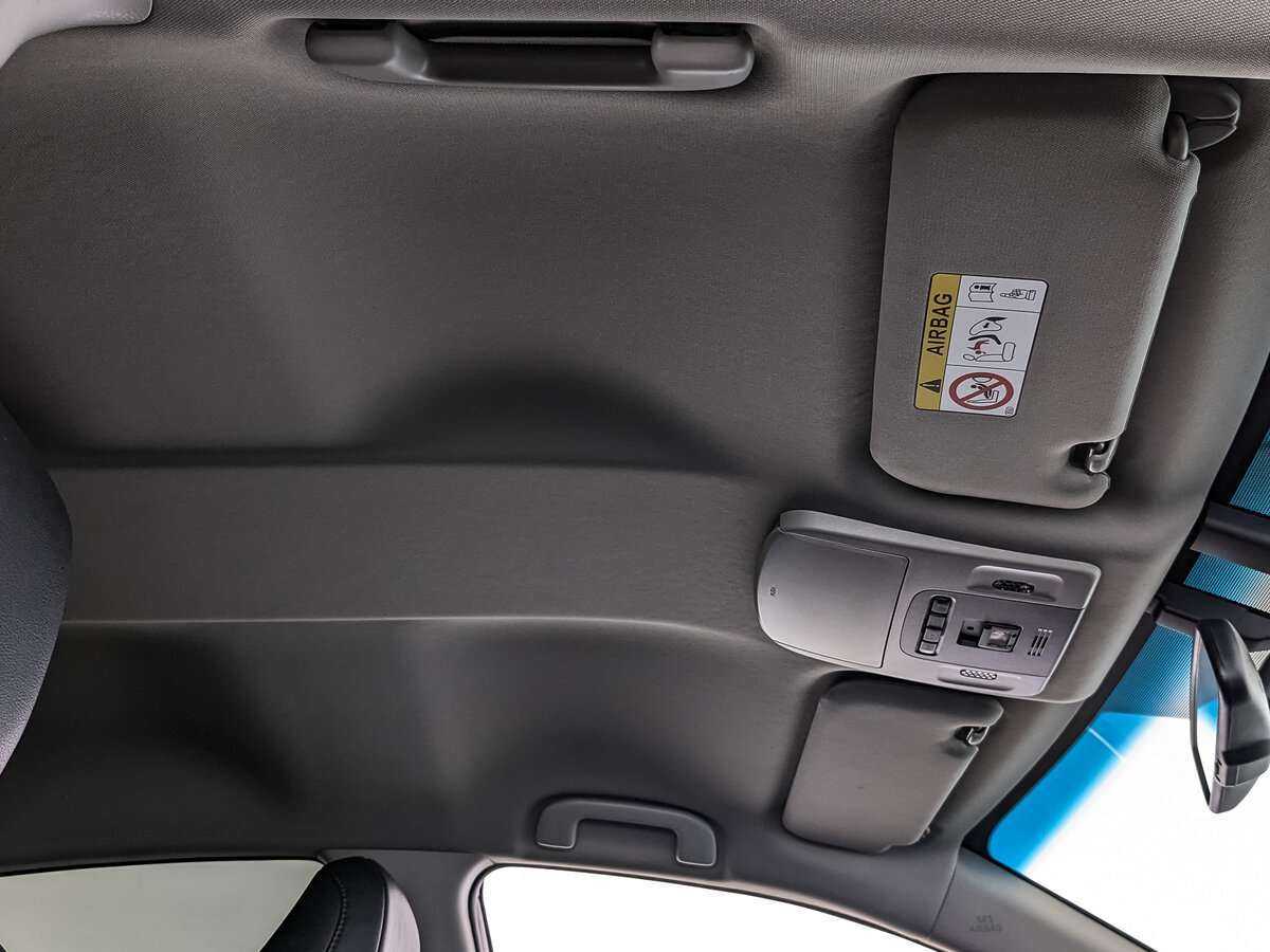 Купить Toyota Camry с пробегом. Фото: #22