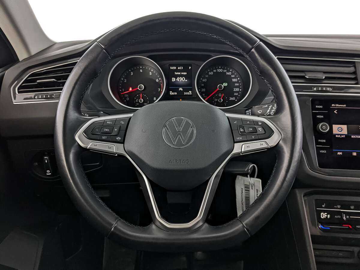 Купить Volkswagen Tiguan с пробегом. Фото: #14
