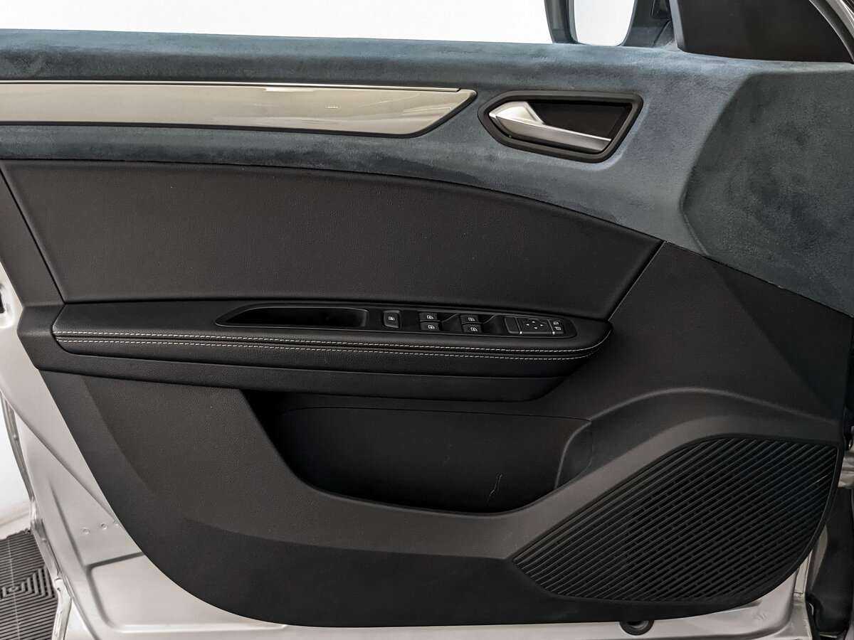 Купить Renault Arkana с пробегом. Фото: #17