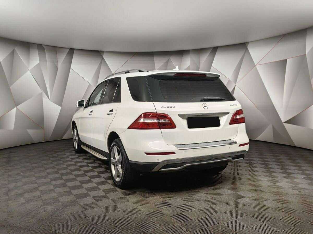 Купить Mercedes-Benz M-Класс с пробегом. Фото: #3