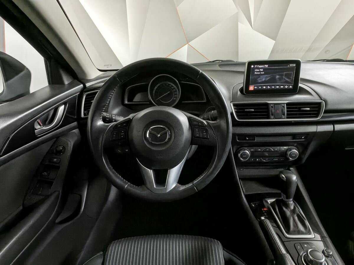 Купить Mazda 3 с пробегом. Фото: #13