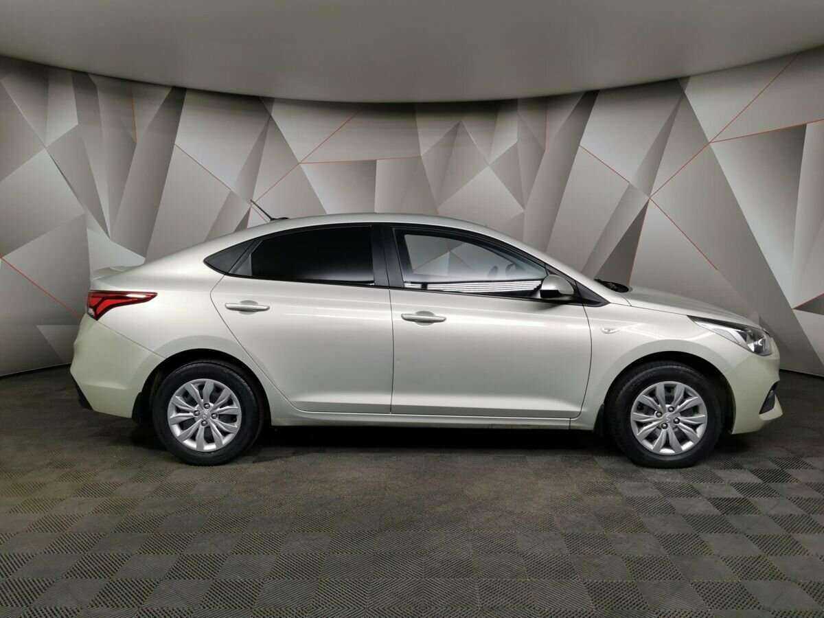 Купить Hyundai Solaris с пробегом. Фото: #5
