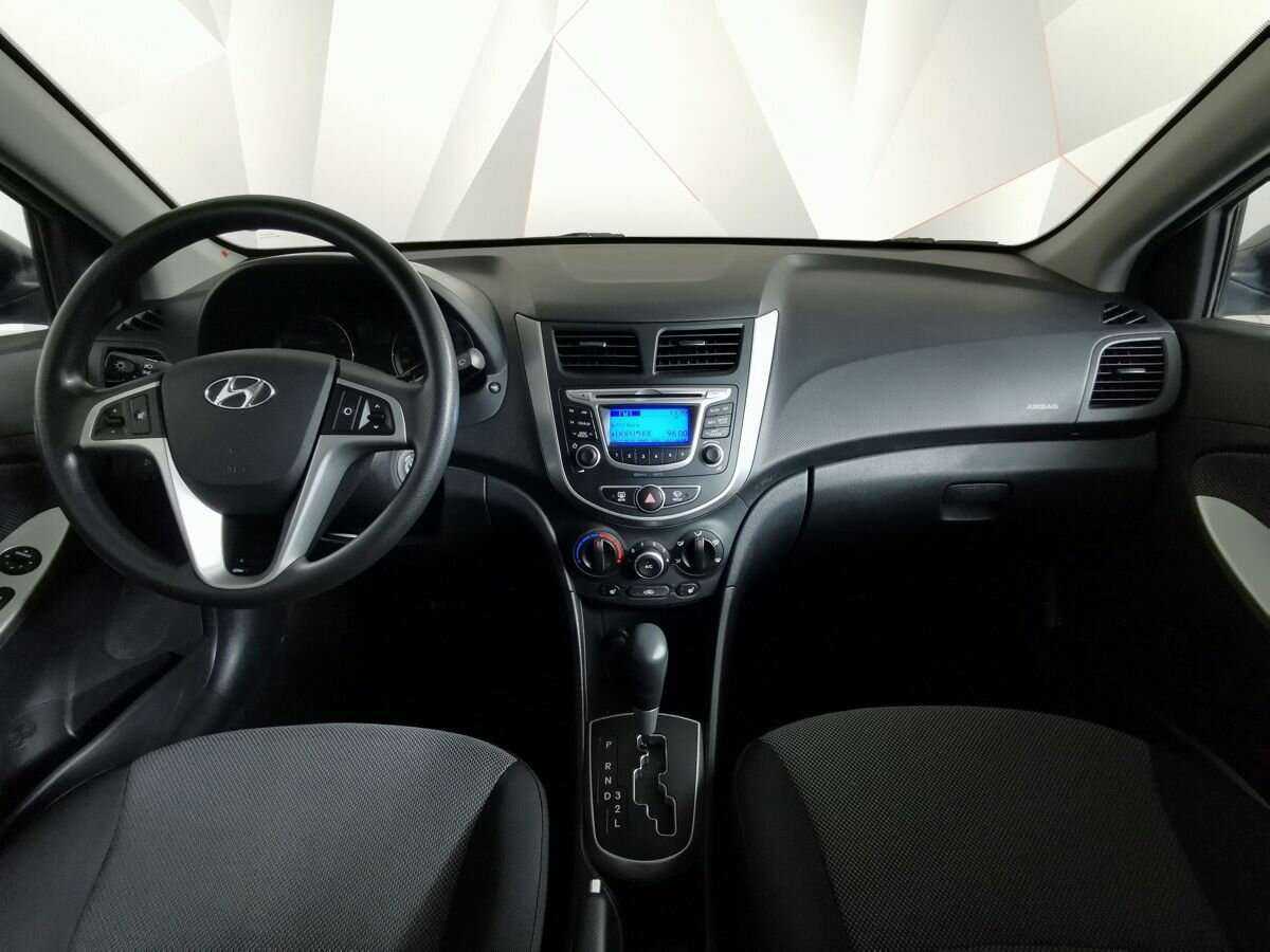 Купить Hyundai Solaris с пробегом. Фото: #9