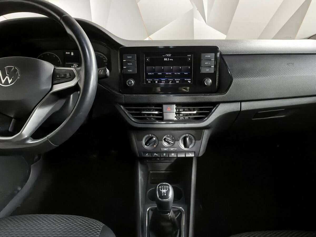 Купить Volkswagen Polo с пробегом. Фото: #10