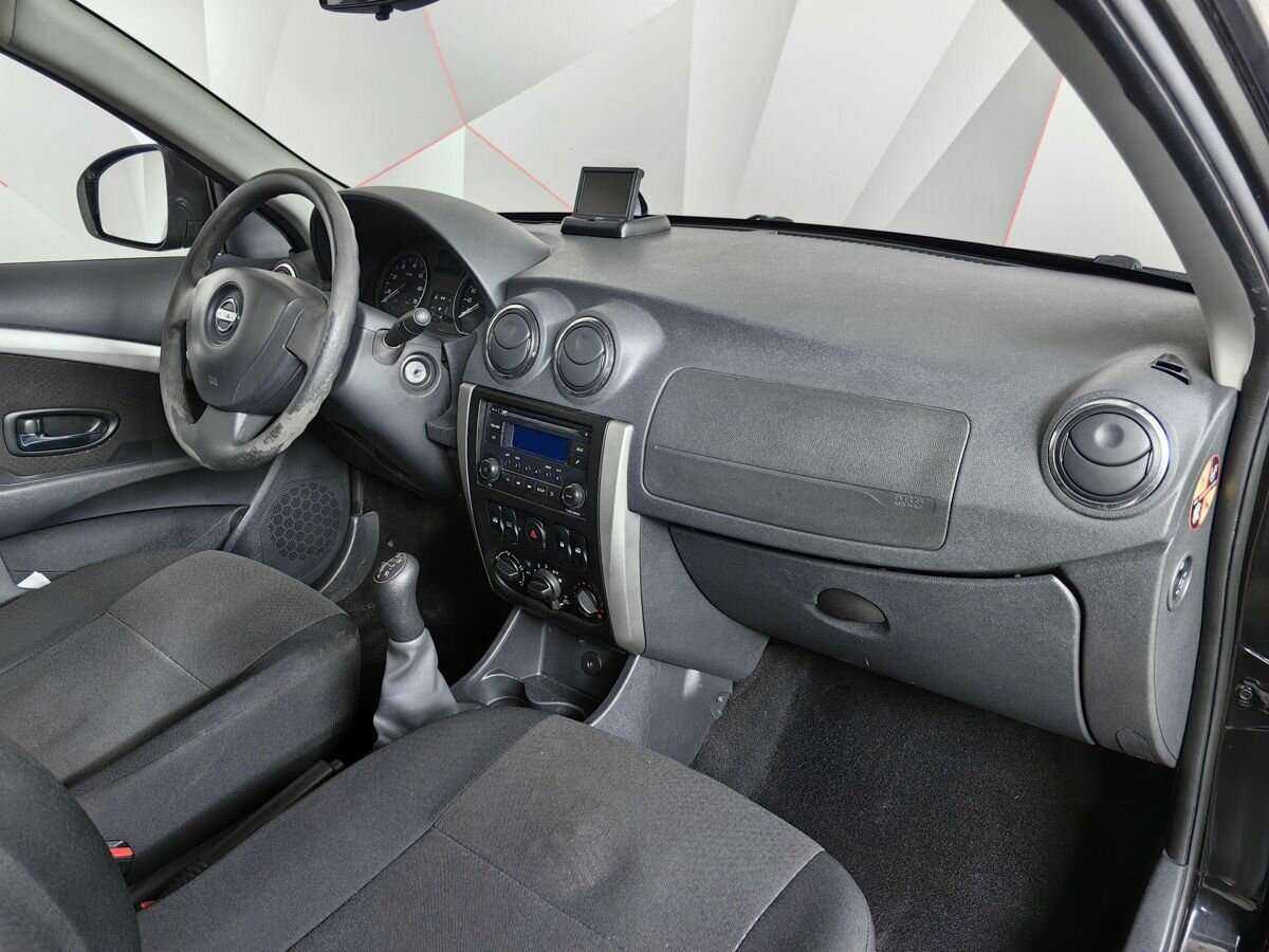 Купить Nissan Almera с пробегом. Фото: #8