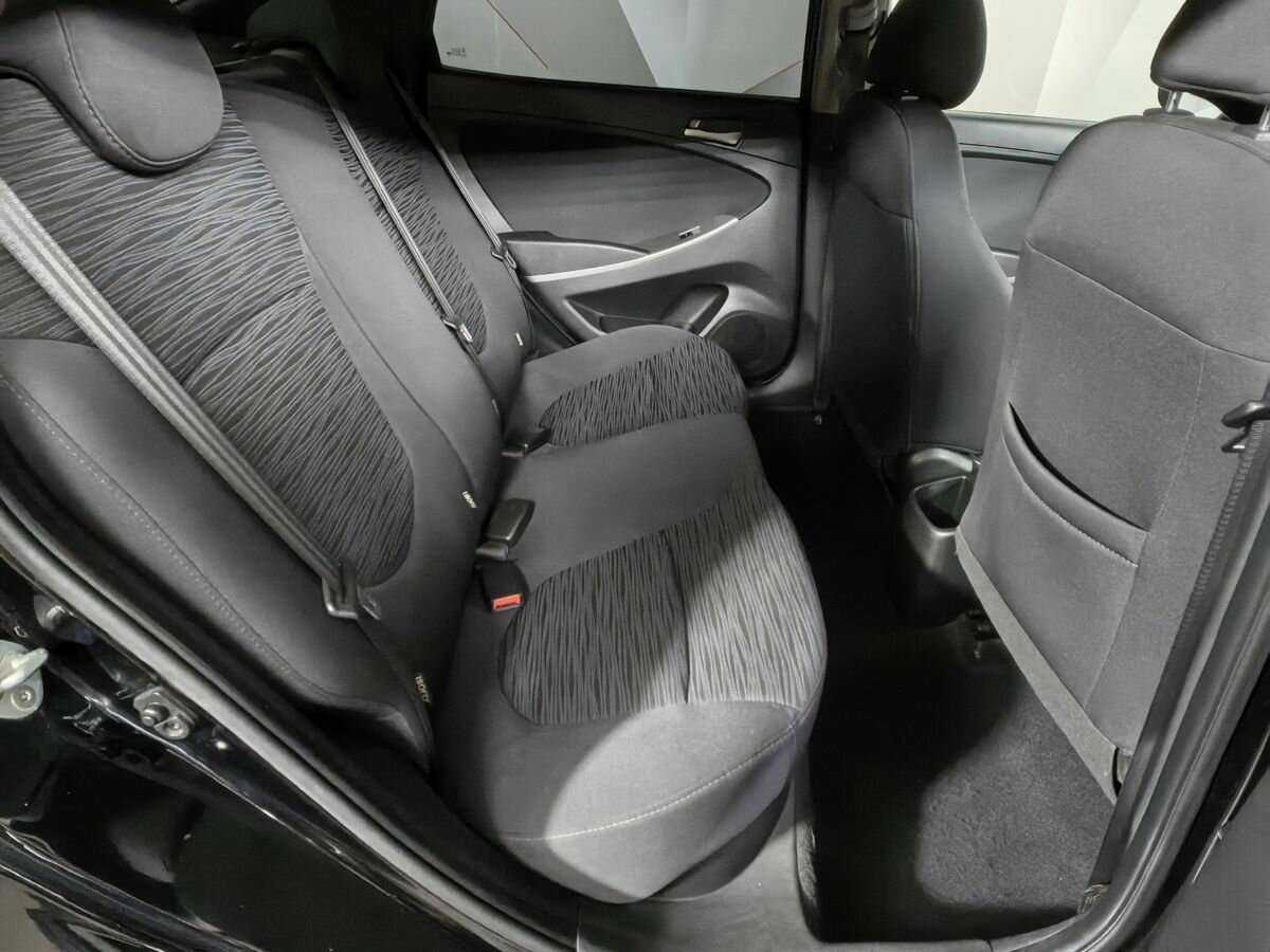 Купить Hyundai Solaris с пробегом. Фото: #10