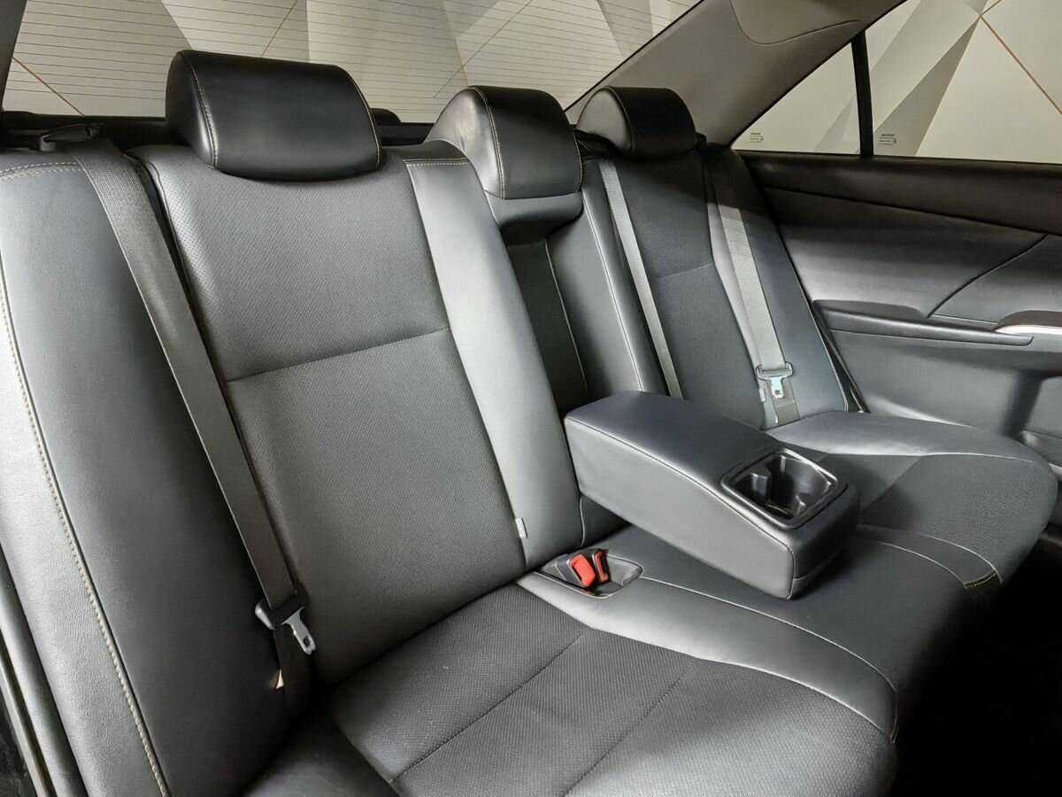 Купить Toyota Camry с пробегом. Фото: #12