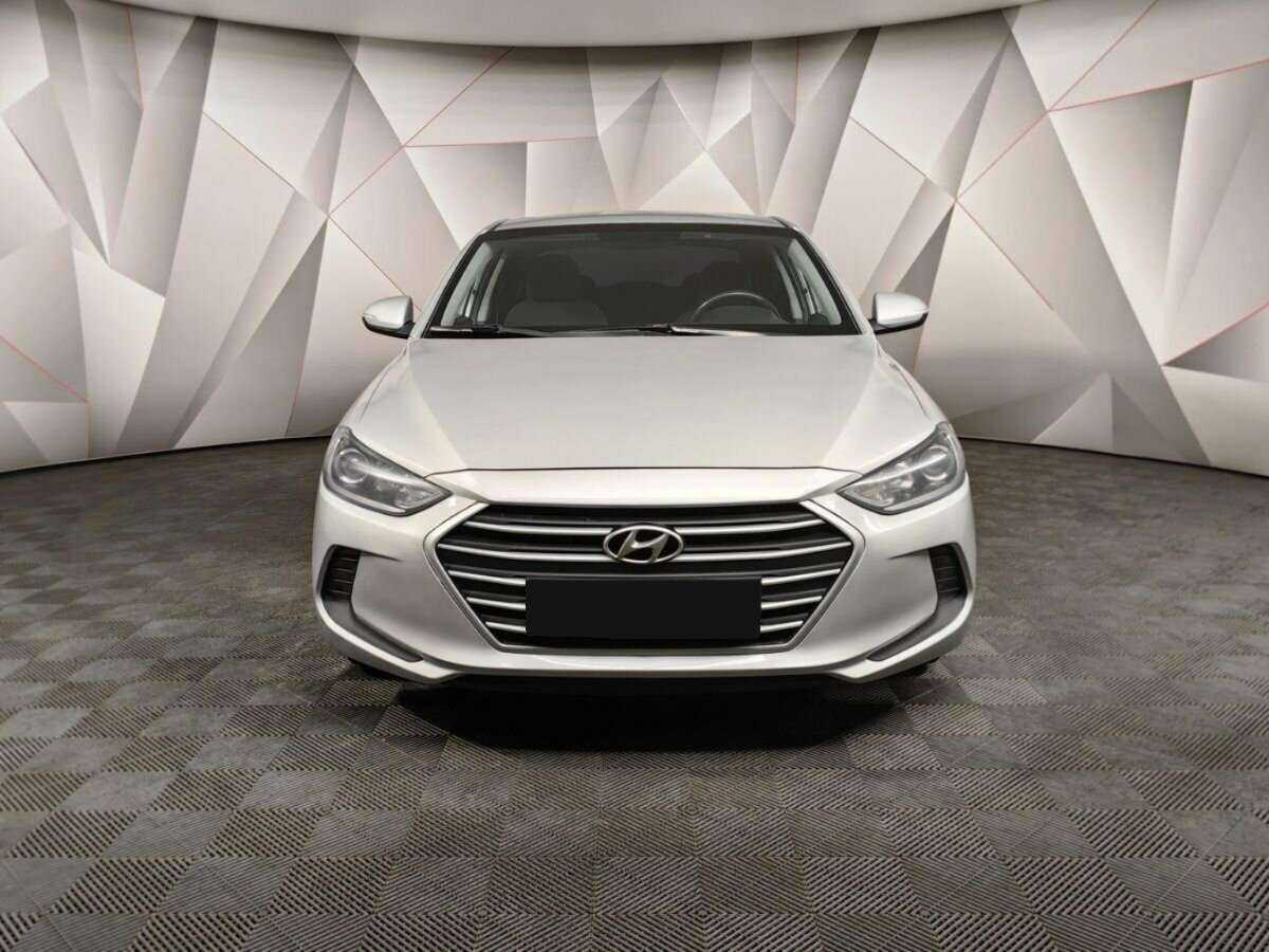 Купить Hyundai Elantra с пробегом. Фото: #5