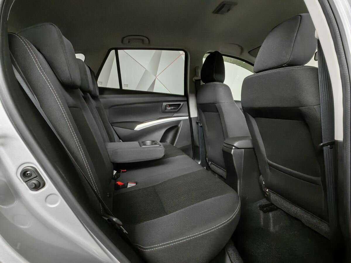 Купить Suzuki SX4 с пробегом. Фото: #11