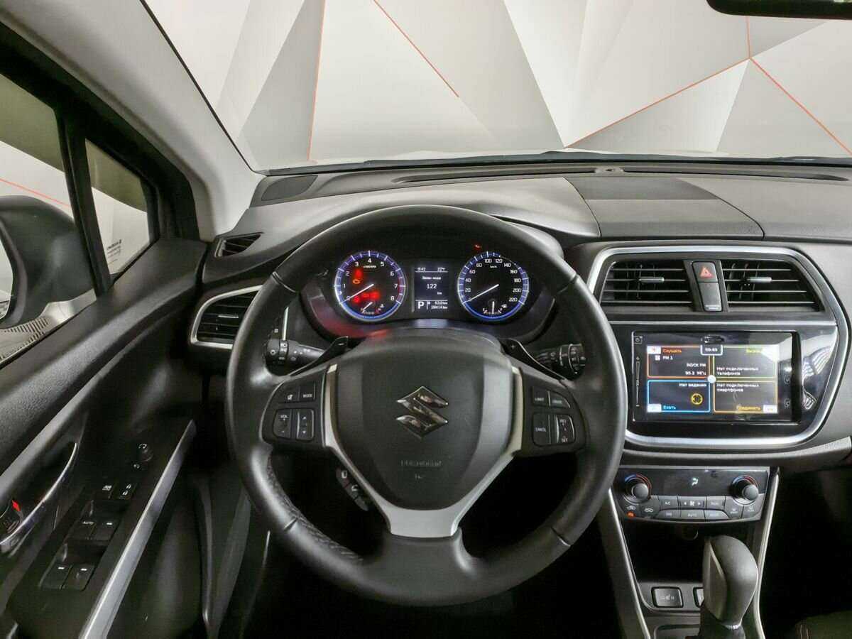 Купить Suzuki SX4 с пробегом. Фото: #14