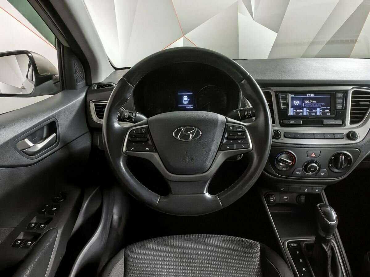 Купить Hyundai Solaris с пробегом. Фото: #12