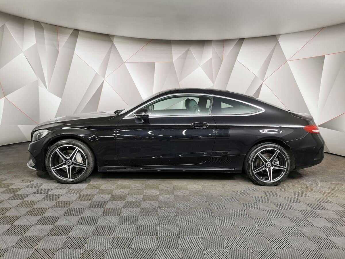 Купить Mercedes-Benz C-Класс с пробегом. Фото: #4