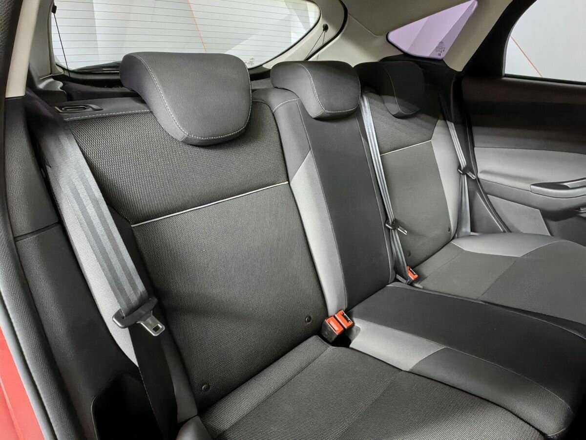 Купить Ford Focus с пробегом. Фото: #12