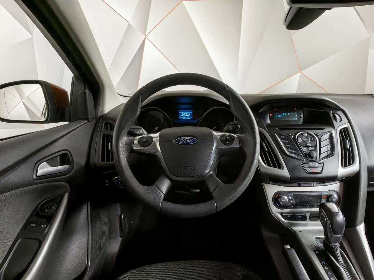 Купить Ford Focus с пробегом. Фото: #14